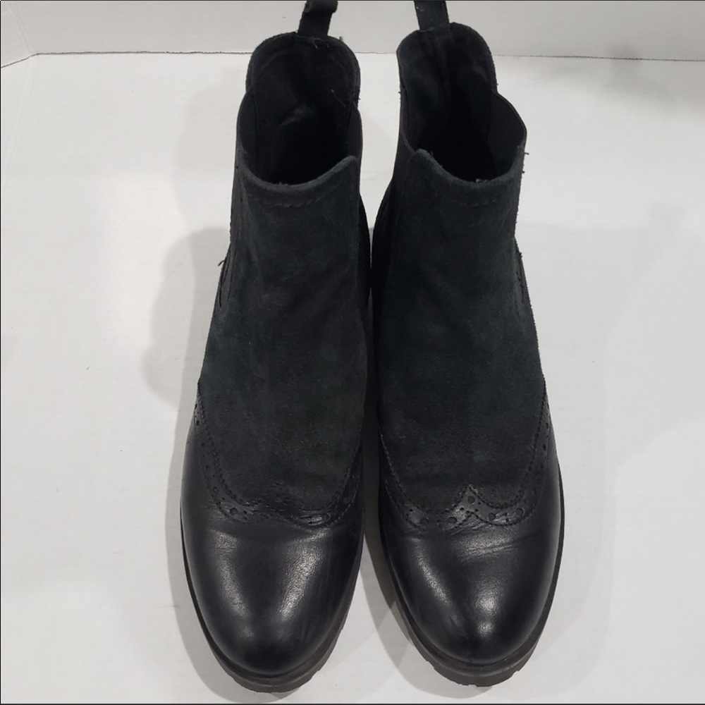Villa Black Leather Chelsea Ankle Boots Size 39